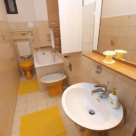 Apartmán Fuer 5 Personen Ca 75 Qm In Pula, Istrien Istrische Riviera *